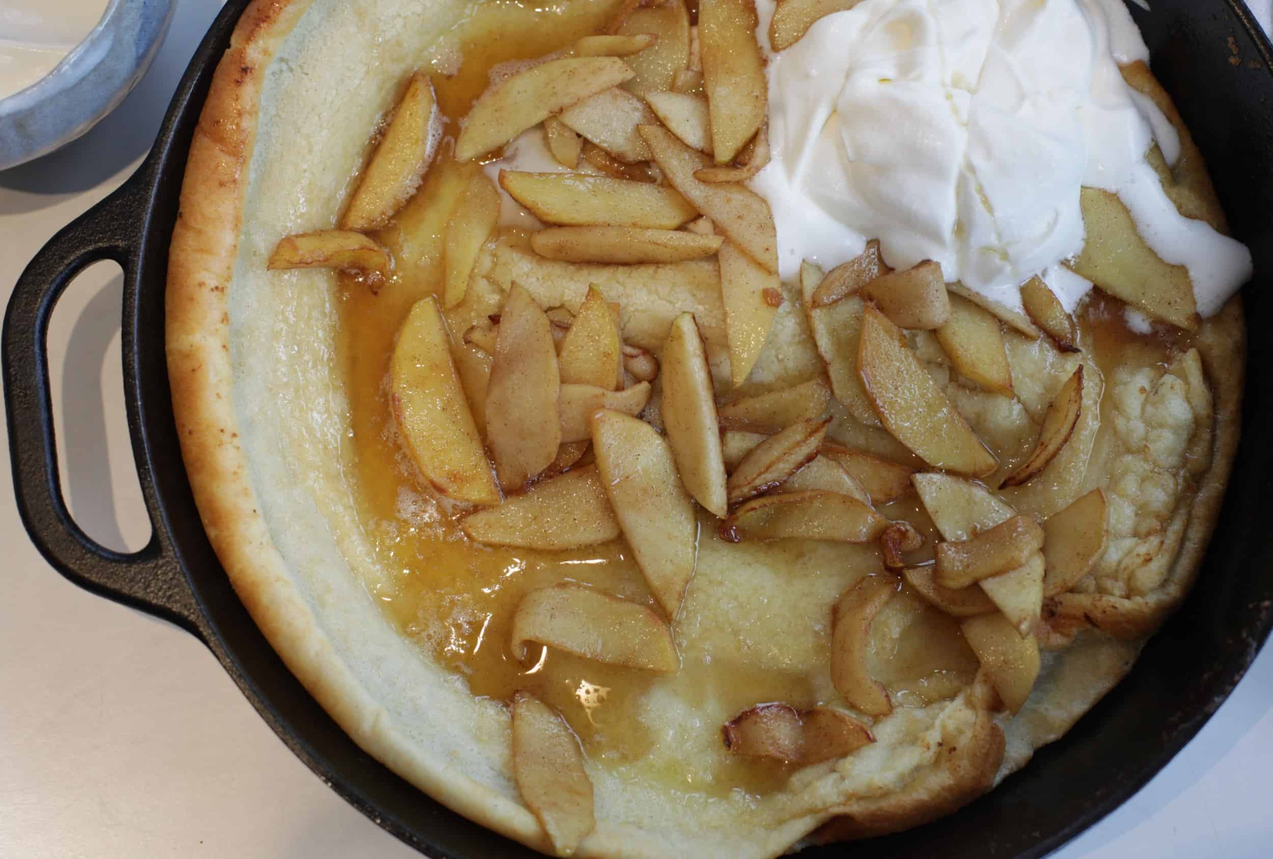 Dutch Baby with Cinnamon Apples